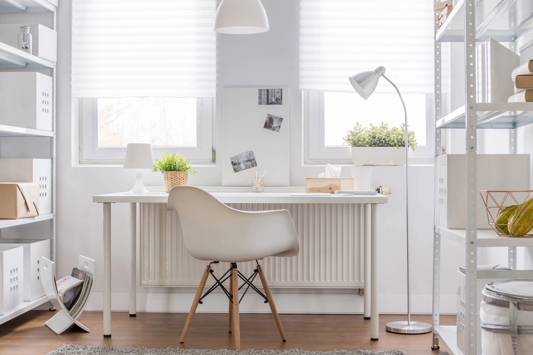 Home ofis çalışan serbest meslek sahipleri için dijital muhasebe düzeni ve gider yönetimi